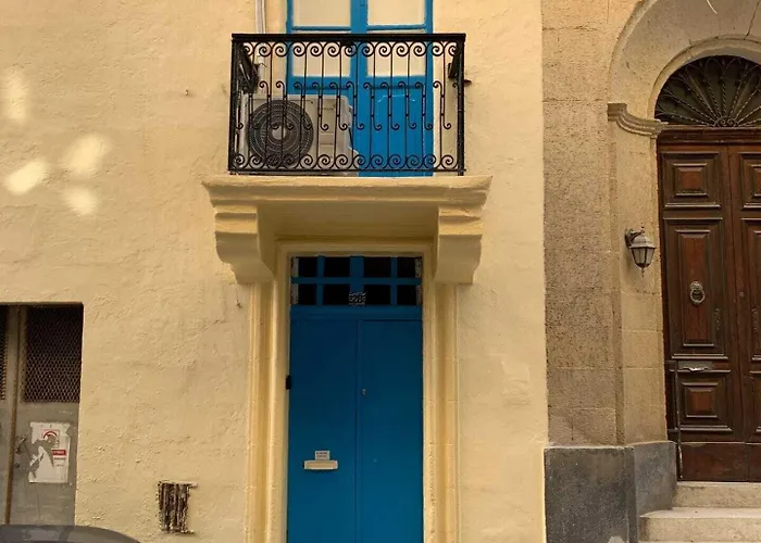 Apartment Studio-hosted By Sweetstay