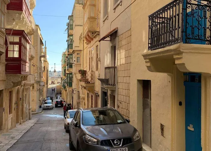 Studio-hosted By Sweetstay Appartamento La Valletta