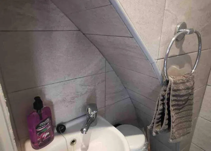 Studio-hosted By Sweetstay Appartamento *